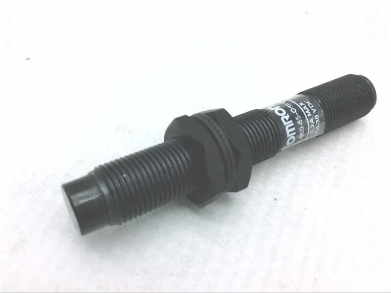 Omron E2AW-M12LN04-M1-B1 — Proximity Sensors (image 2)