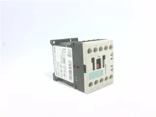 Siemens 3RH1440-1BF40 — Contactors (image 2)