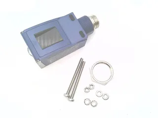Schneider Electric XUC8ARCTU78 — Photoelectric Sensors (image 2)