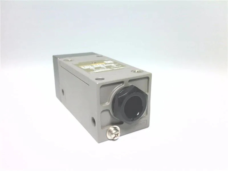 Omron E3N-R5E1 — Photoelectric Sensors (image 4)