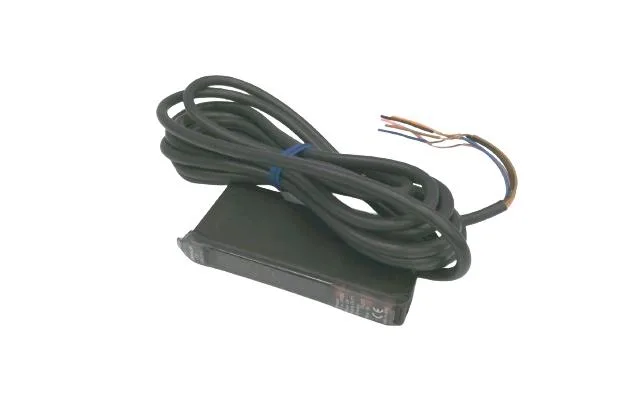 Omron E3X-DAC21-S 2M — Photoelectric Sensors