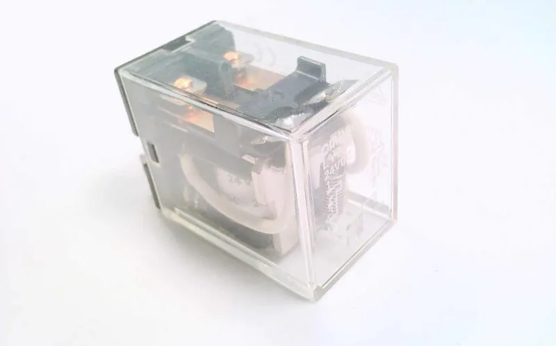 Omron LY2-DC24 (image 4)