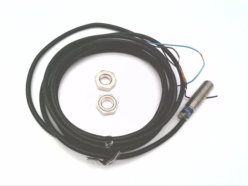 Schneider Electric XS108B3PAL2 — Proximity Sensors (image 3)