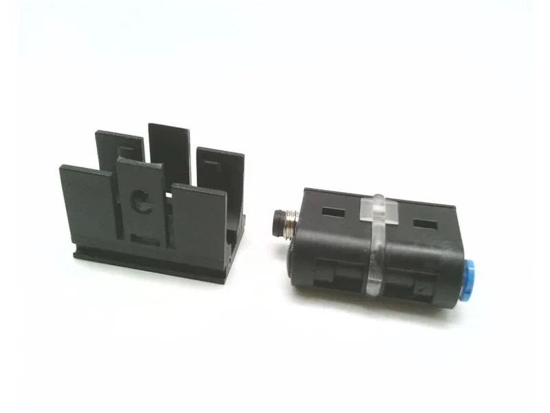 Festo SDE5-V1-O-Q4E-P-M8 — Differential Pressure Transmitters (image 3)