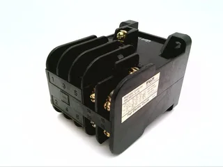 Fuji Electric SRC3631-5-1N-AC110V — Contactors (image 5)
