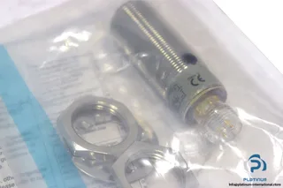 Omron E3FB-RP21 — Photoelectric Sensors (image 5)
