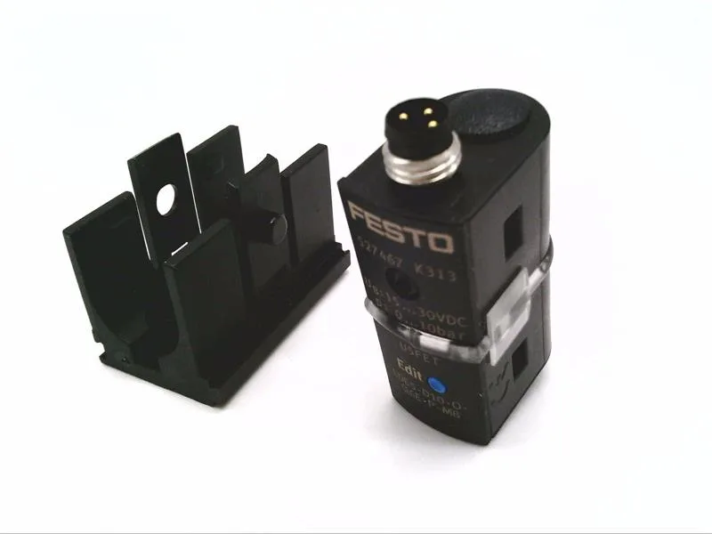 Festo SDE5-D10-O-Q6E-P-M8 — Differential Pressure Transmitters (image 3)
