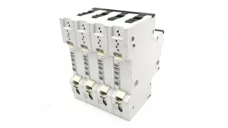 Siemens 5SY6613-7 — 4-Pole MCB (DIN Rail) (image 2)