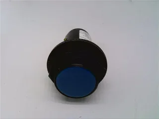 Omron E2AW-M30LS10-M1-B1 — Proximity Sensors (image 2)