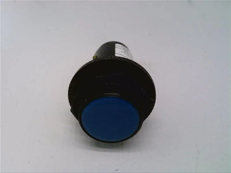 Omron E2AW-M30LS10-M1-B1 — Proximity Sensors (image 2)