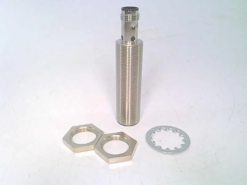 Omron E2BM18LS08M1B1 — Proximity Sensors (image 2)