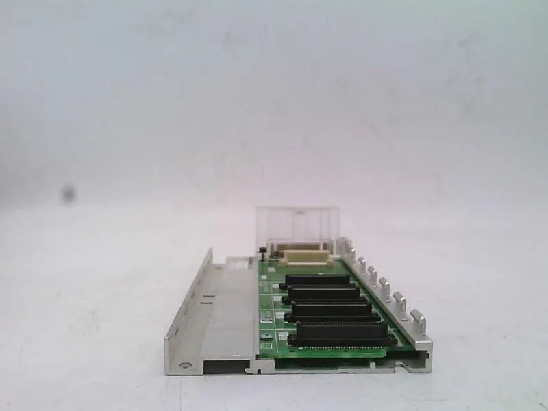 Mitsubishi Electric Q33B-E — PLCs (Programmable Logic Controllers) (image 2)