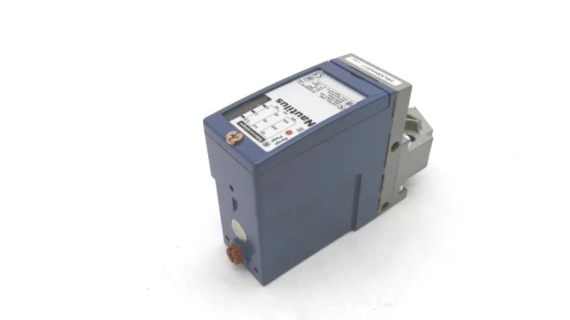Schneider Electric XMLA004A2S11 — Pressure Sensors (image 2)