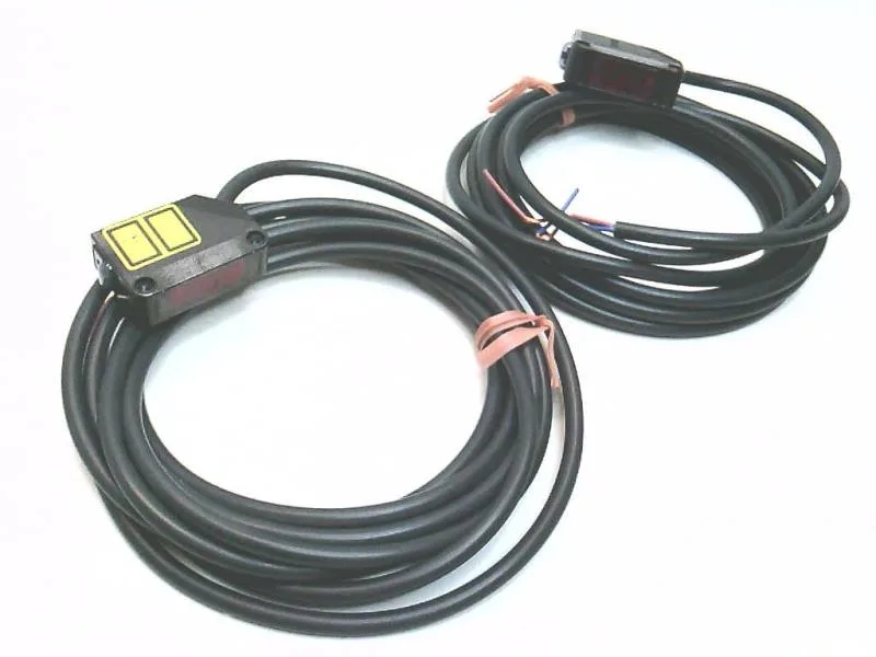 Omron E3Z-LT81 — Photoelectric Sensors (image 2)