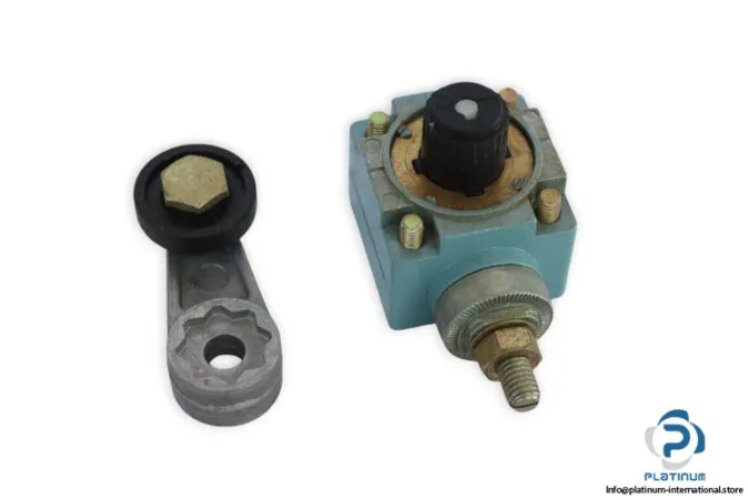 Schneider Electric XCKJ10511 — Limit Switches (image 4)