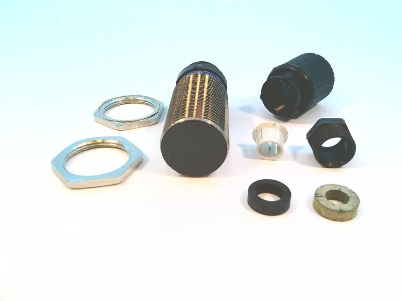 Schneider Electric XS1M30MA230B — Proximity Sensors (image 4)