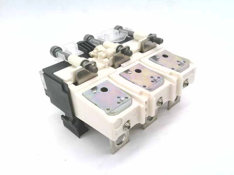 Schneider Electric LV429037 (image 2)