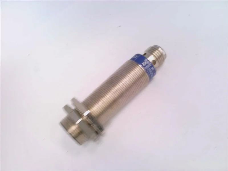 Schneider Electric XS1M18MA239K — Proximity Sensors (image 3)