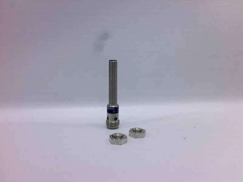 Schneider Electric XS1M08MA230K — Proximity Sensors (image 2)