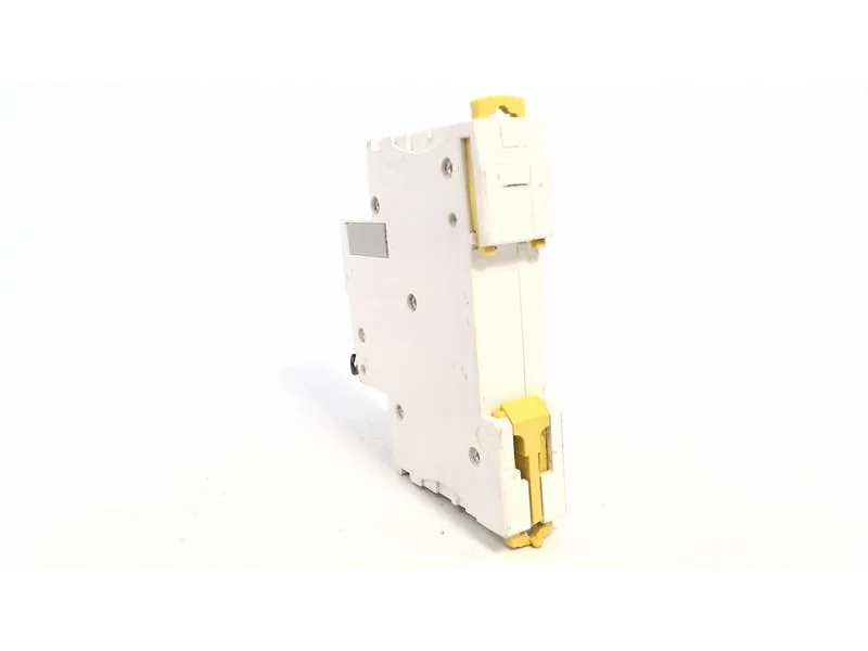 Schneider Electric A9F77106 (image 4)