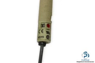 Omron E3F2-R2Z2 — Photoelectric Sensors (image 4)