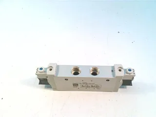 Festo VUVG-L18-T32C-MT-G14-1P3 — Solenoid & Directional Valves (image 4)