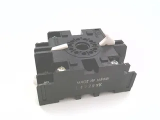 Fuji Electric TP411X — General Purpose Relays (image 2)