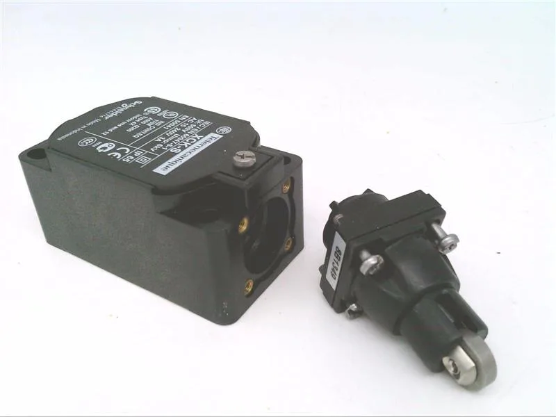 Schneider Electric XCKS102 — Limit Switches (image 2)