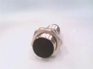 Schneider Electric XS1M18KPM40D — Proximity Sensors