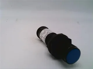 Omron E2AW-M18LS05-MN3-T1 — Proximity Sensors (image 2)