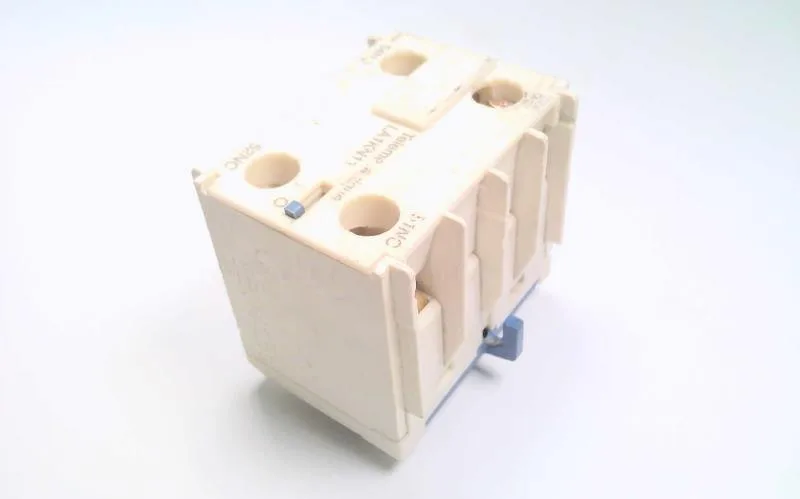 Schneider Electric LA1KN11 (image 2)