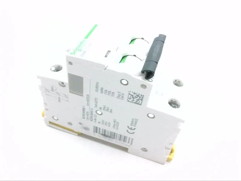 Schneider Electric A9F74216 (image 2)