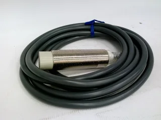 Omron E2E2-X10MY1 2M — Proximity Sensors (image 2)