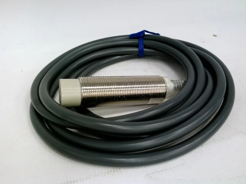 Omron E2E2-X10MY1 2M — Proximity Sensors (image 2)
