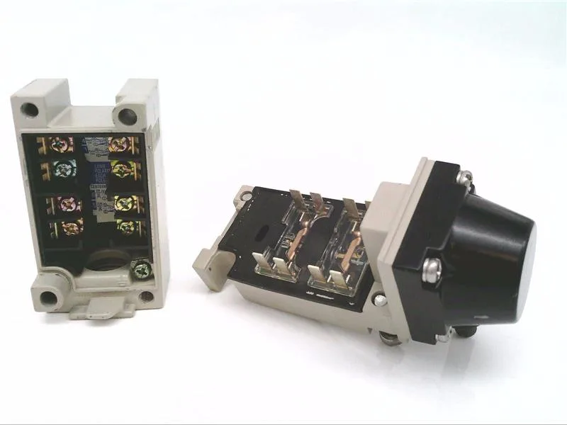 Omron D4A-4501N — Limit Switches (image 2)