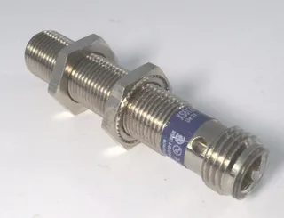 Schneider Electric XS612B1MAU20 — Proximity Sensors