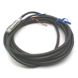 Omron E2E-X5MF1 2M — Proximity Sensors
