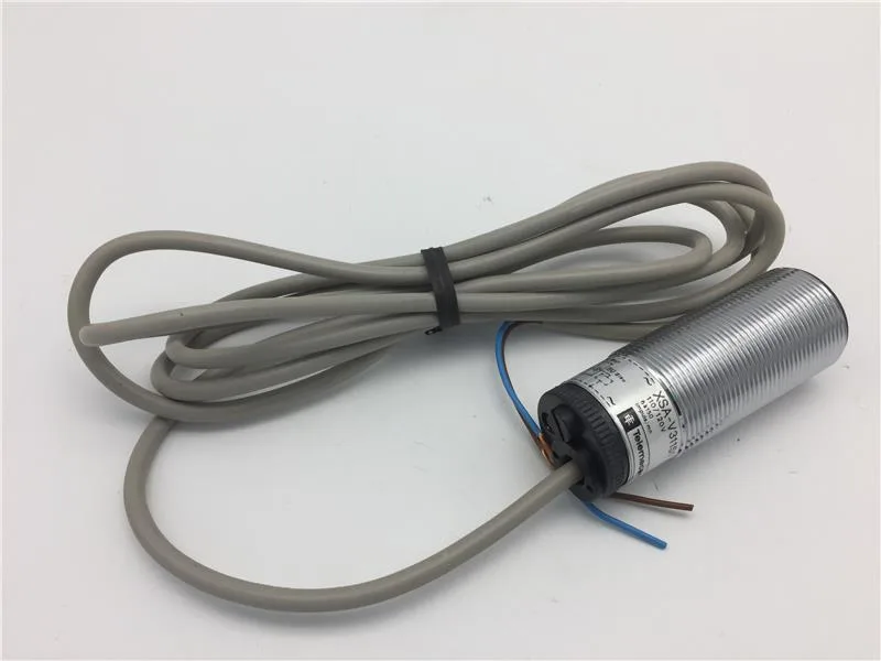 Schneider Electric XSAV31151 — Proximity Sensors
