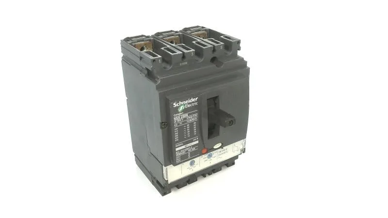 Schneider Electric LV431830 (image 2)