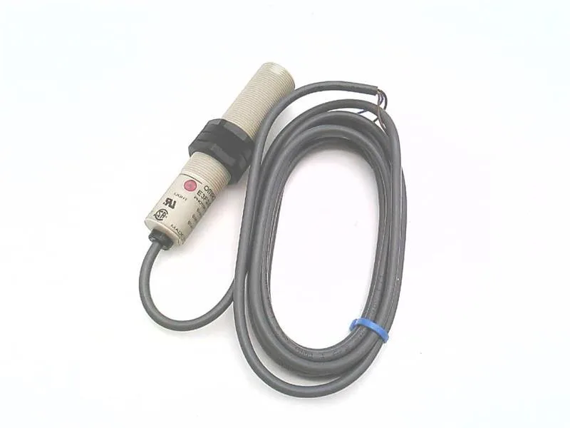 Omron E3F2-DS10Z1-N-2M — Photoelectric Sensors