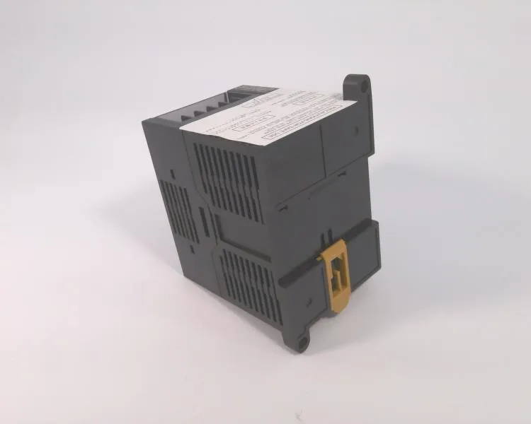 Omron CP1L-L10DT1-D — PLCs (Programmable Logic Controllers) (image 2)