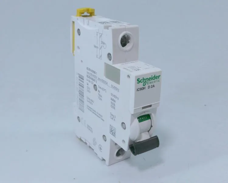 Schneider Electric A9F85104