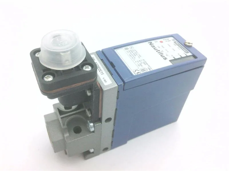 Schneider Electric XMLA070D2C11 — Pressure Sensors (image 2)