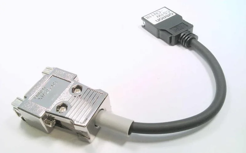 Omron CS1W-CN118 — PLCs (Programmable Logic Controllers) (image 4)