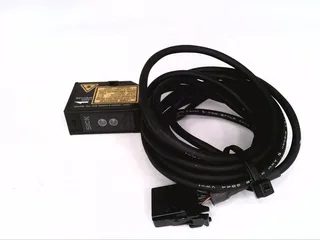 SICK WT130L-32 — Photoelectric Sensors