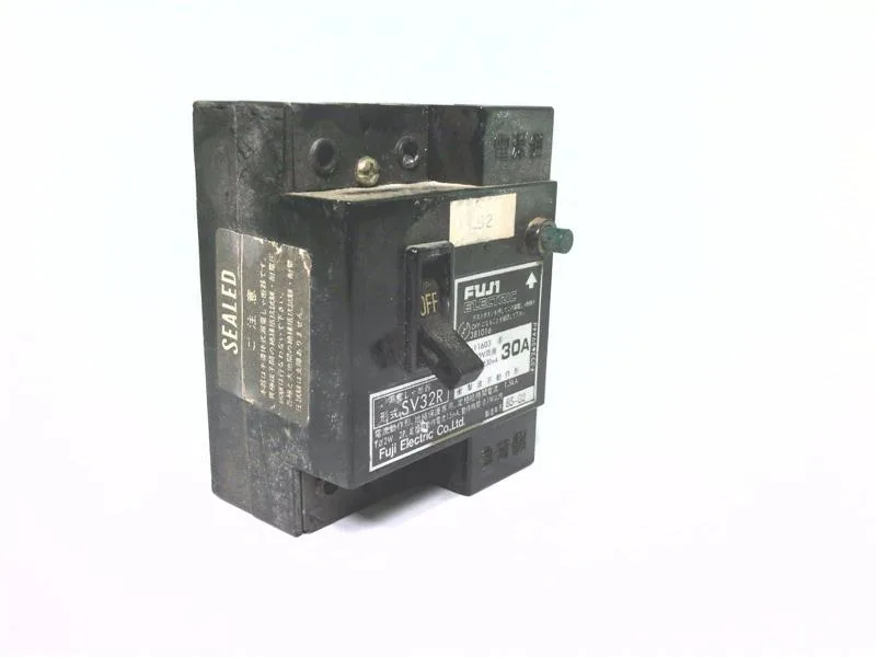 Fuji Electric SV32R — Molded Case Circuit Breakers (MCCB) (image 2)