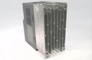 Mitsubishi Electric FR-E720-030SC-NA — AC Drives (VFD) (image 4)
