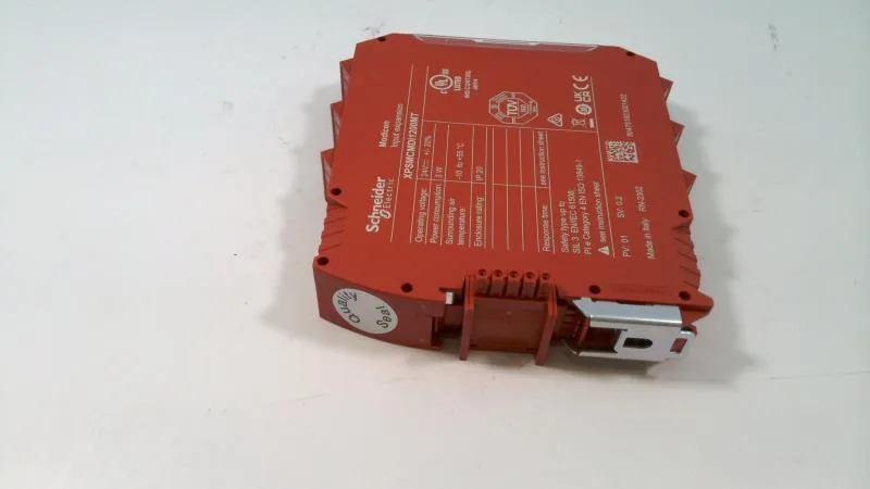 Schneider Electric XPSMCMDI1200MT (image 3)
