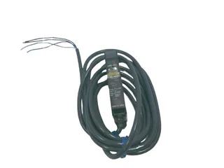 Omron E3XNV21 — Photoelectric Sensors