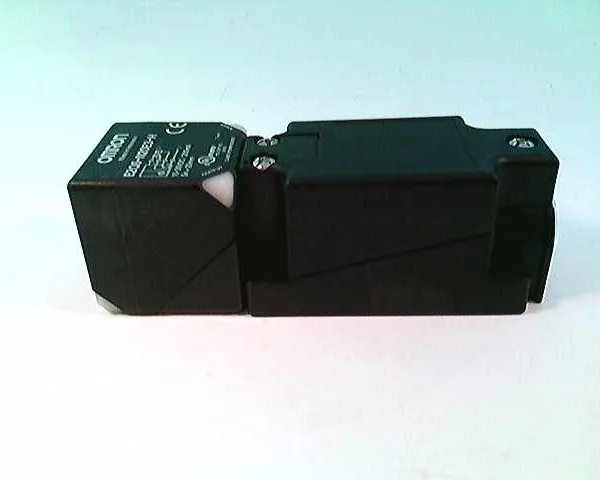 Omron E2Q6-N20E3-H — Proximity Sensors (image 4)